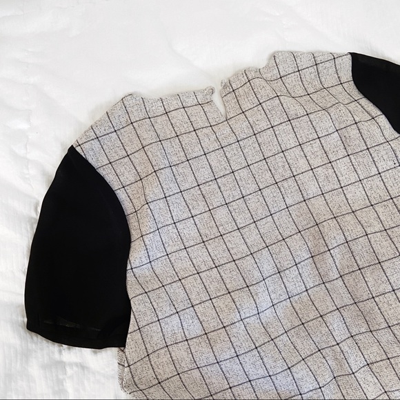❌SOLD❌Vintage Grid Boxy Top - Picture 4 of 5